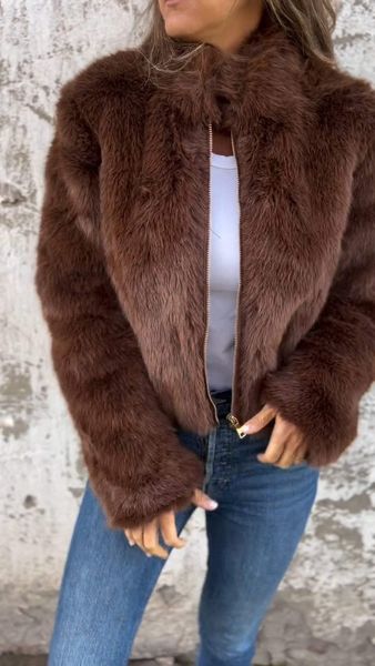 Women Plush Faux Fur Jacket | Lirienne