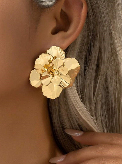Women Flower Earrings Gold Alloy | Blossom-2