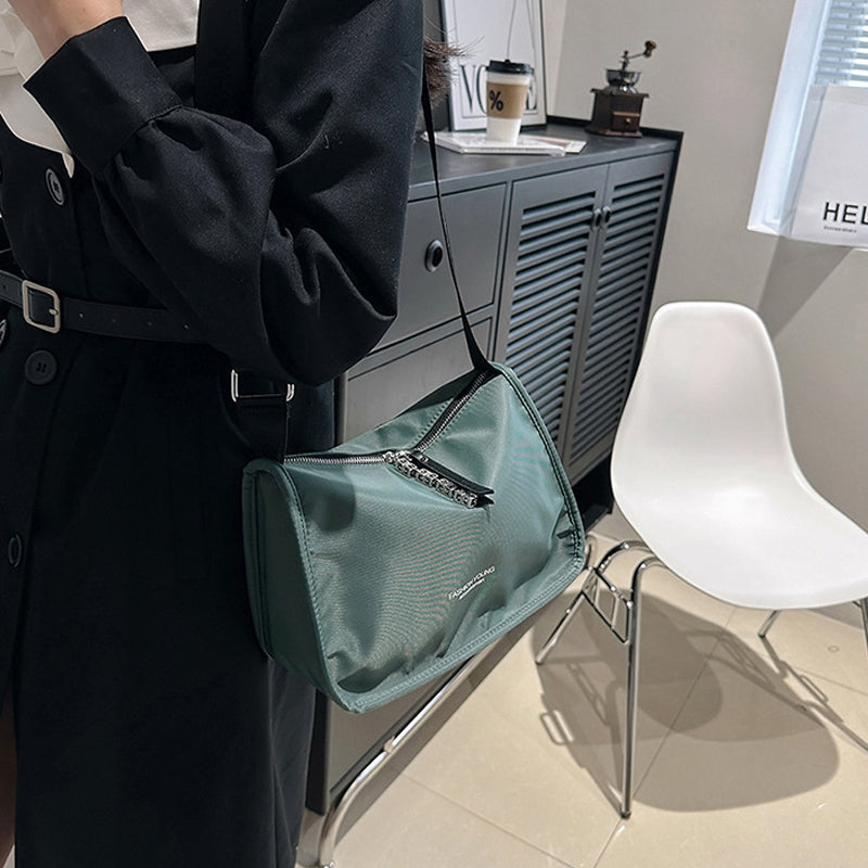 Women Minimalist Nylon Crossbody Bag | Lina