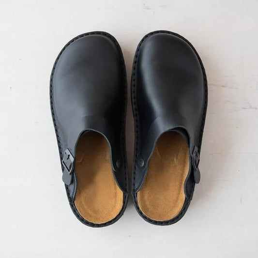 Men Classic Leather Clogs | Stride