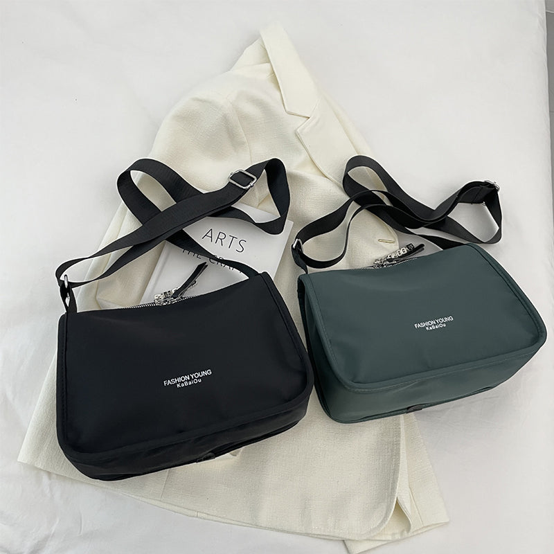 Women Minimalist Nylon Crossbody Bag | Lina