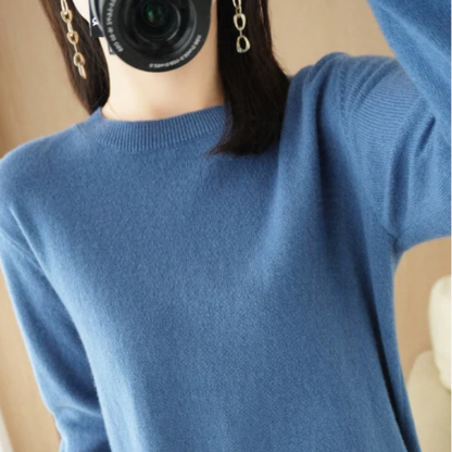 Women Minimalist Crew Neck Knit Sweater | Aliona