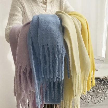 Frenna - Chic Scarf for Women - Lightweight & Versatile