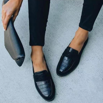 Timeless Croc-Embossed Loafers | Dariana