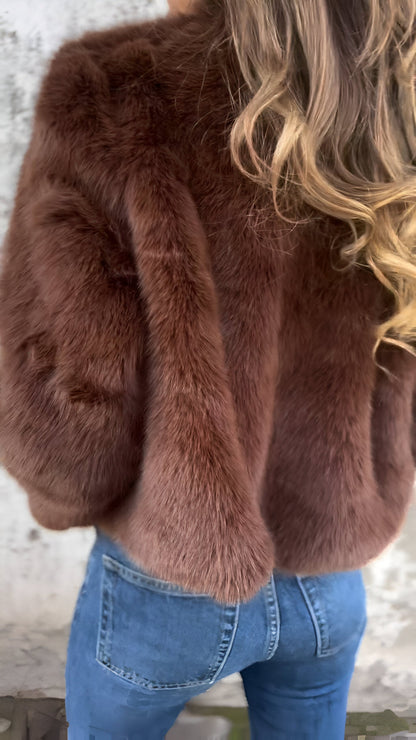 Women Plush Faux Fur Jacket | Lirienne