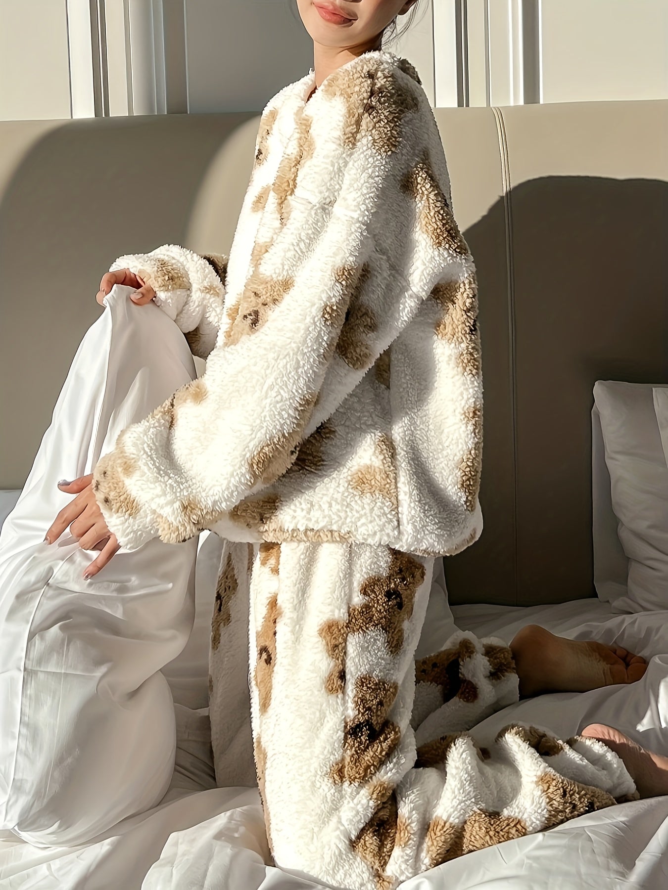 Women Teddy Bear Print Fleece Pajama Set | Clio