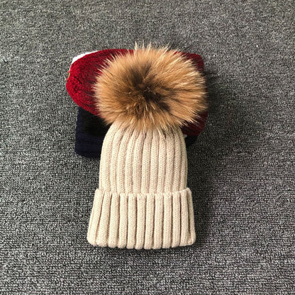 Elara – Chunky Knitted Beanie for Women – Fashionable & Cozy