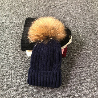 Elara – Chunky Knitted Beanie for Women – Fashionable & Cozy