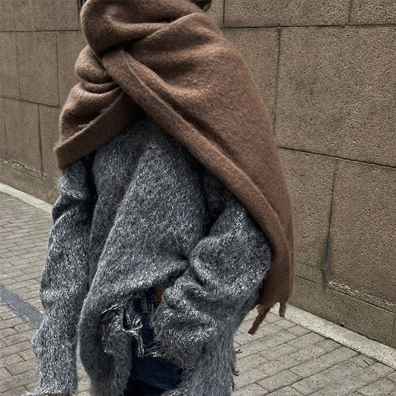 Irish - Timeless Scarf for Women - Lightweight & Versatile