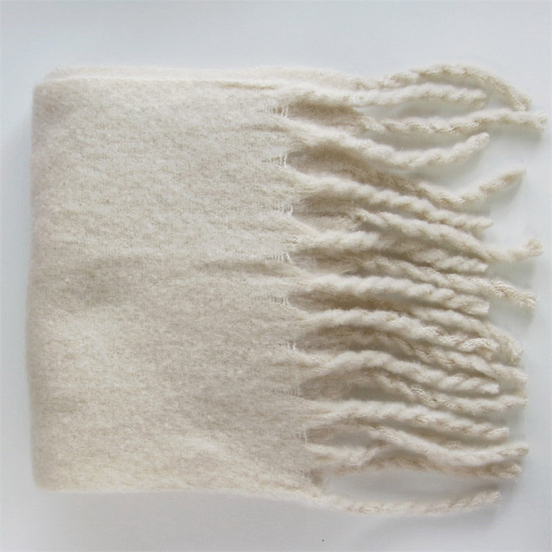 Irish - Timeless Scarf for Women - Lightweight & Versatile