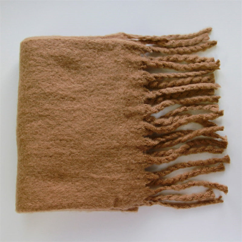 Irish - Timeless Scarf for Women - Lightweight & Versatile