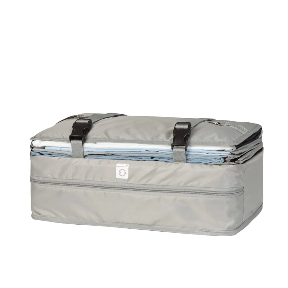 Portable Travel Organizer with Triple Hanging Pockets – Space-Saving Luggage Solution for Efficient Packing and Laundry Separation 4