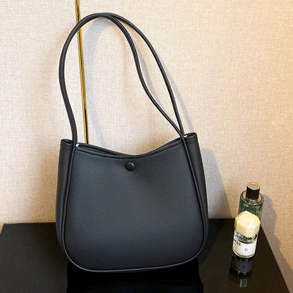 Minimalist Everyday Tote Bag | Clara