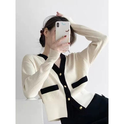 Women Contrast Trim Button-Up Cardigan | Cordelia