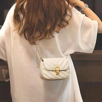 Elegant Quilted Crossbody Bag | Vivian