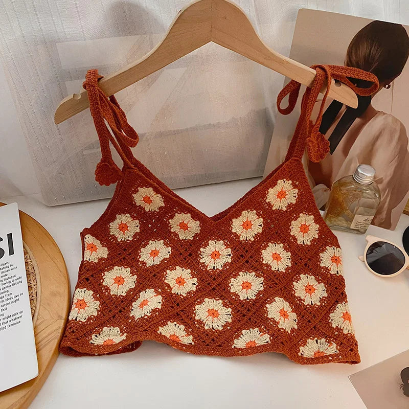 Women Daisy Crochet Crop Top | Lila