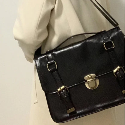 Vintage-Inspired Satchel | Emilia