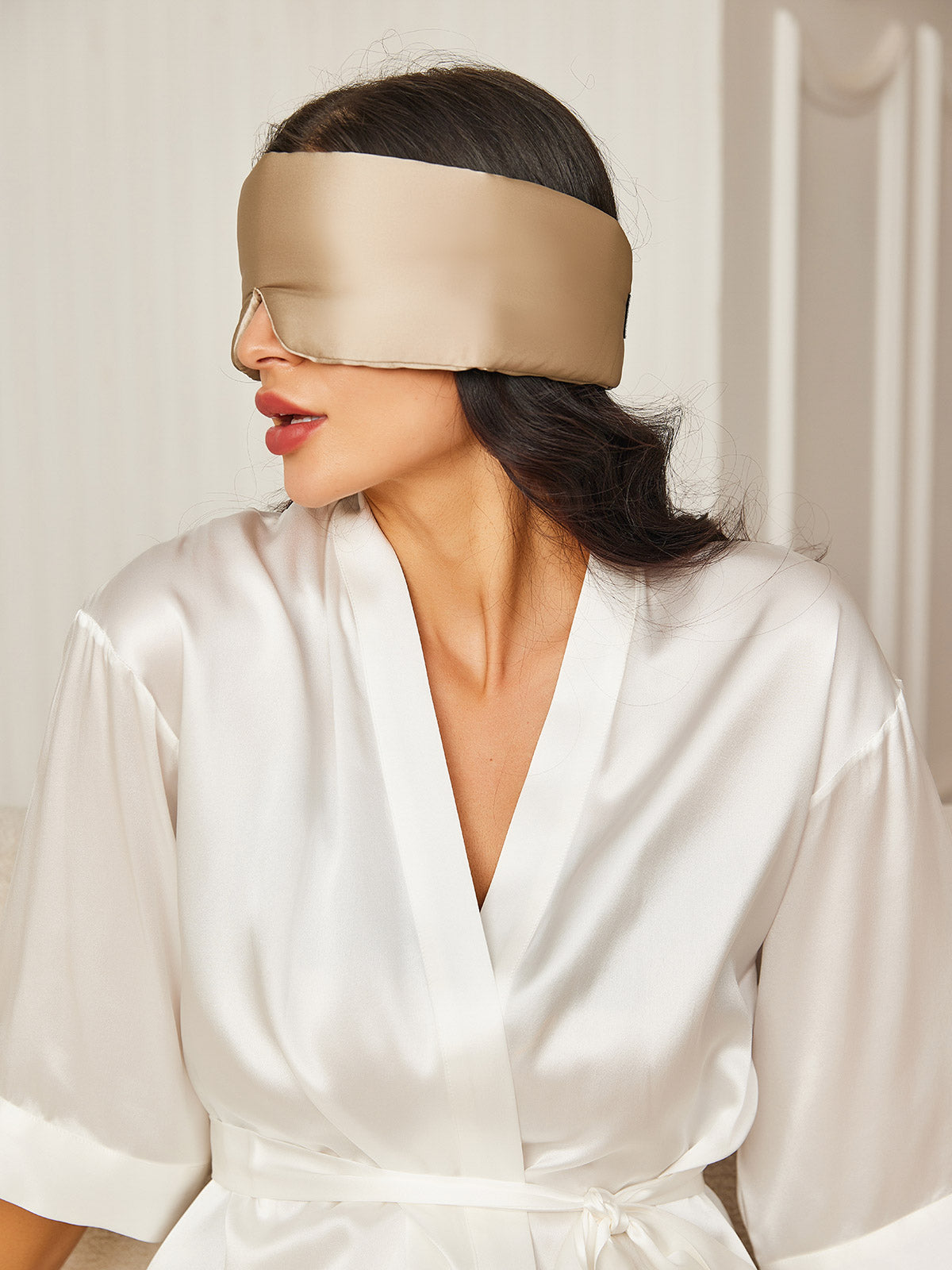 Silk Sleep Mask for Comfortable Eye Care – Adjustable Light Blocking Eye Mask for Restful Sleep 15