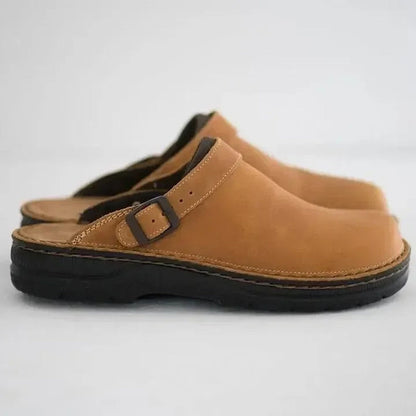 Men Classic Leather Slip-On Clogs | Cardo