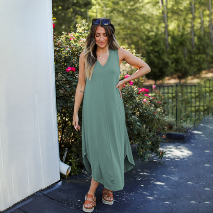 V-Neck Sleeveless Maxi Dress | Seraphina