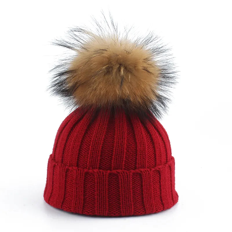 Mila – Winter Knitted Pom Beanie – Fun & Fashionable