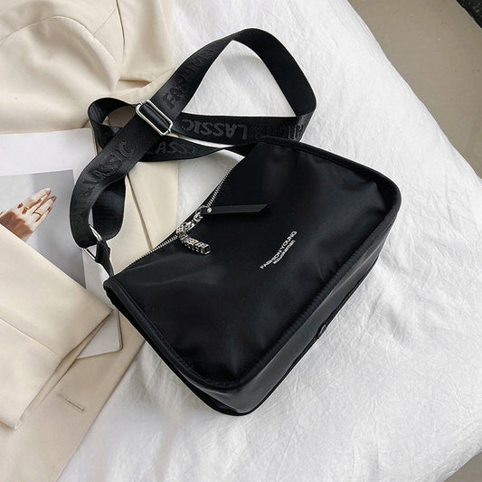 Women Minimalist Nylon Crossbody Bag | Lina