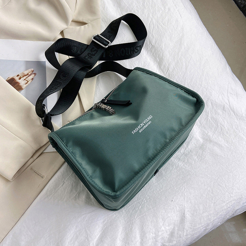 Women Minimalist Nylon Crossbody Bag | Lina