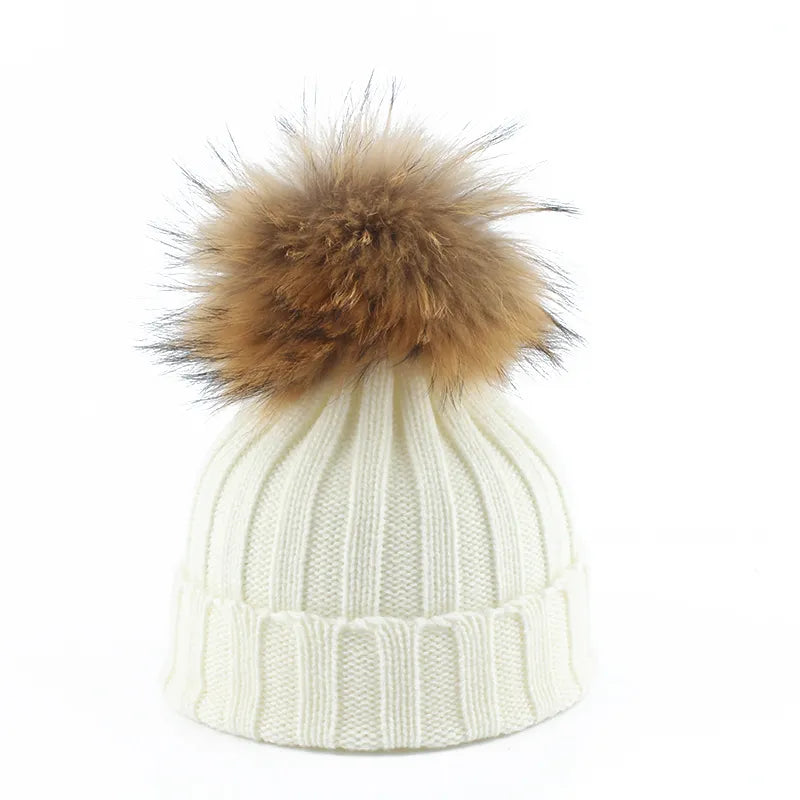 Mila – Winter Knitted Pom Beanie – Fun & Fashionable